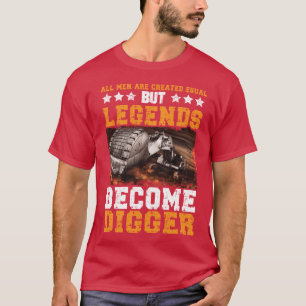 Camiseta Todos os Homens Criados Iguais Mas Lendas Se Torna