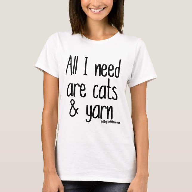 Camiseta Todos que eu preciso são gatos e fio (Frente)