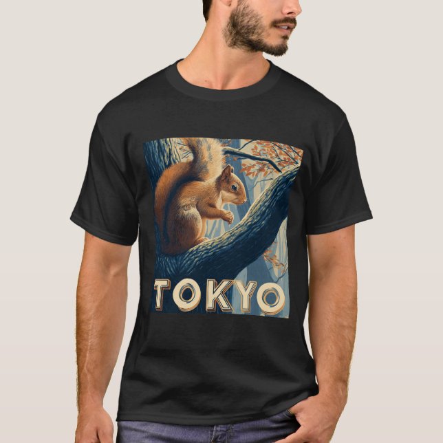 Camiseta Tokyo Travel Poster — Art-Deco Squirrel in Forest  (Frente)
