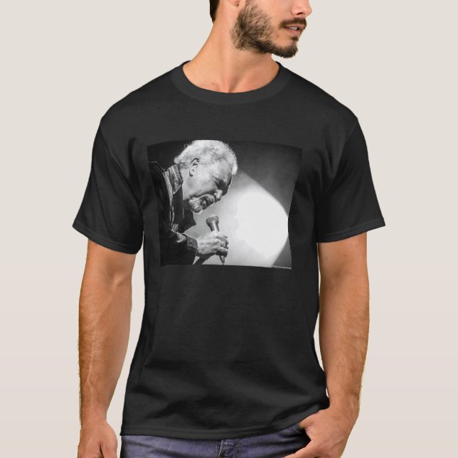 Camiseta Tom Jones Cantando Ao Vivo Por Everard Smith (Frente)