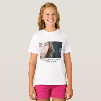 CAMISETA #TOPCELEBRIDADE #LAURAHLAVERNEGUILLEN  2025