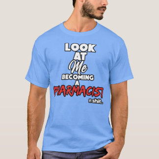 Camiseta Tornando-se um presente de graduação de farmacêuti