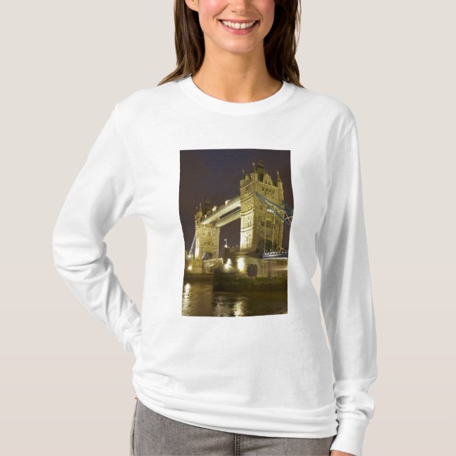 Camiseta Torre Bridge e Rio Tâmisa ao crepúsculo, Londres, (Frente)
