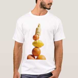 Camiseta Torre Citrus com Pequena Garrafa