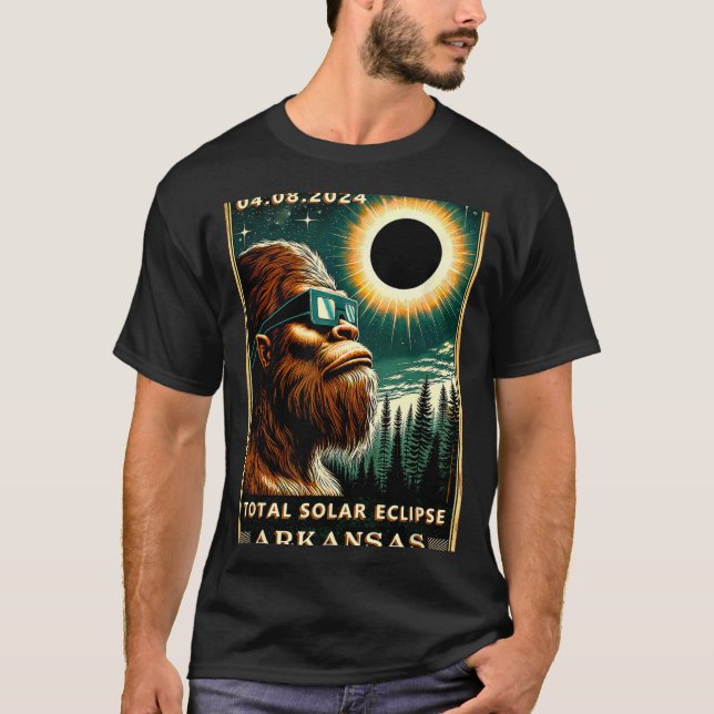 Camiseta Total do Eclipse Solar Arkansas - Bigfoot Eclipse  (Frente)