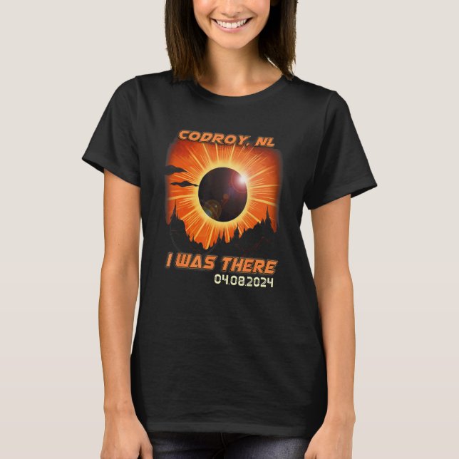 Camiseta Total Solar Eclipse Mountain Hiking Codroy NL Cana (Frente)