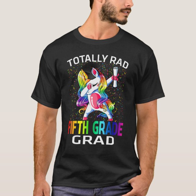Camiseta Totally Rad Fifth Grade Grad Graduation Unicorn (Frente)