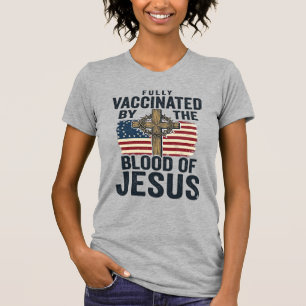 Camiseta Totalmente Vacinado pelo Sangue de Jesus Patriótic