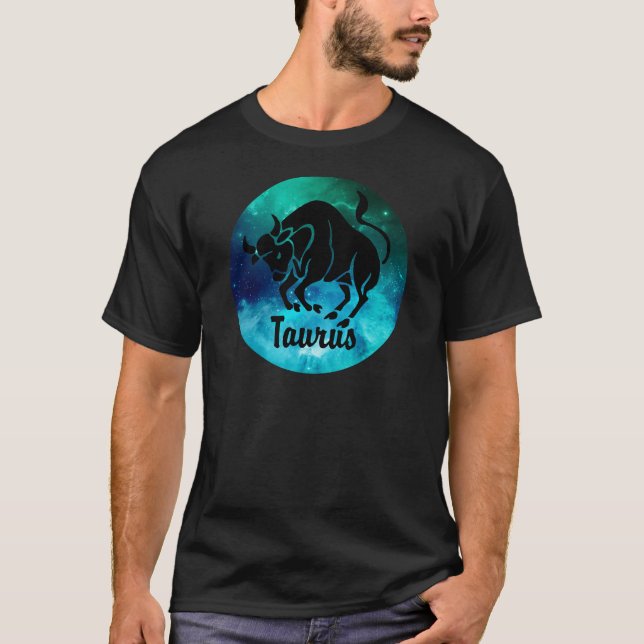 Camiseta Touro no Fundo Espacial (Frente)
