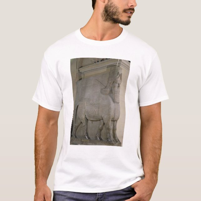 Camiseta Touro voado em uma fachada do rei Sargon II (Frente)