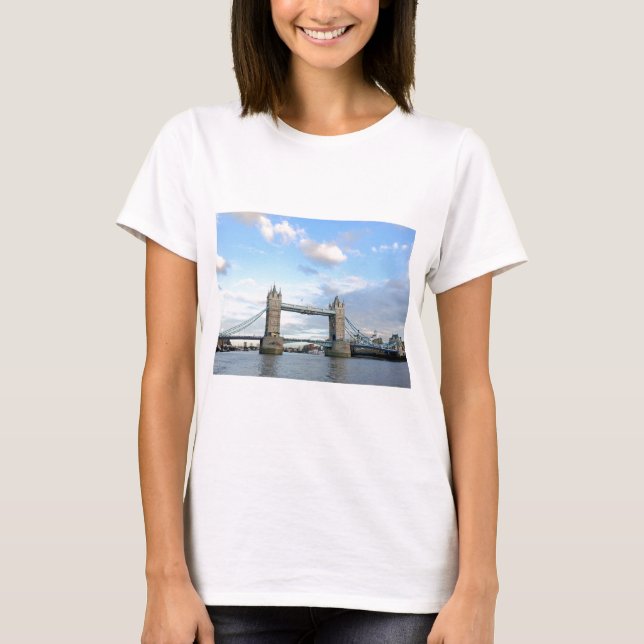 Camiseta Tower Bridge-Londres (Frente)