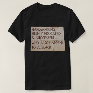 Camiseta Trabalhador, Altamente Educado... preto