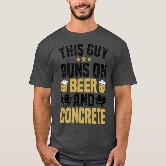 Camiseta Trabalhador de Construção de Cerveja de Finalizado (Frente)