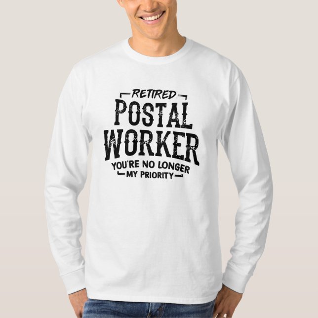 Camiseta Trabalhador Postal Aposentado Carteiro Prioridade  (Frente)