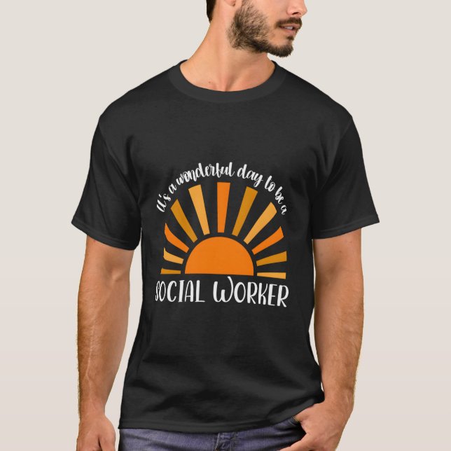 Camiseta Trabalhadores Sociais Meses (Frente)
