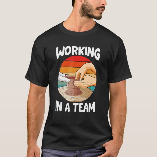 Camiseta Trabalhando em equipe gato argila cerâmica olaria  (Frente)