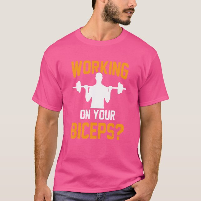 Camiseta Trabalhando No Seu Biceps Workout Dizendo Muscle C (Frente)