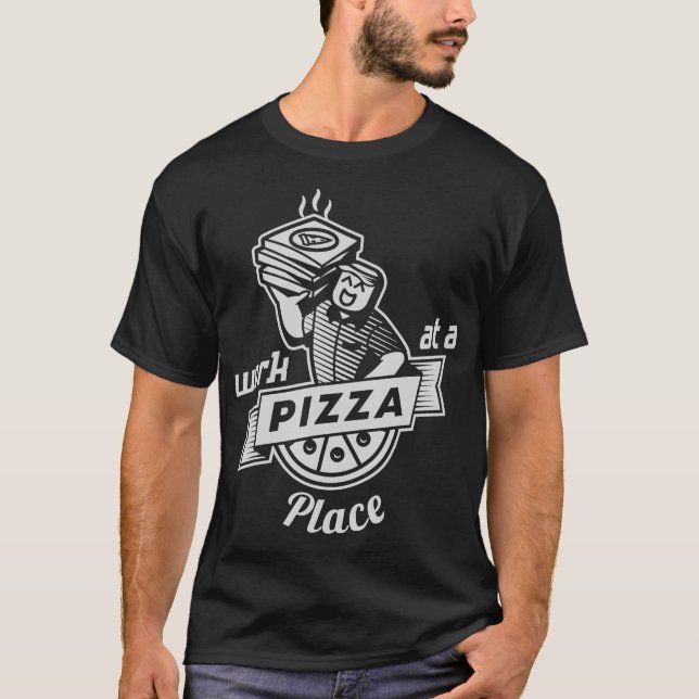 Camiseta Trabalho em Pizza Place (Frente)