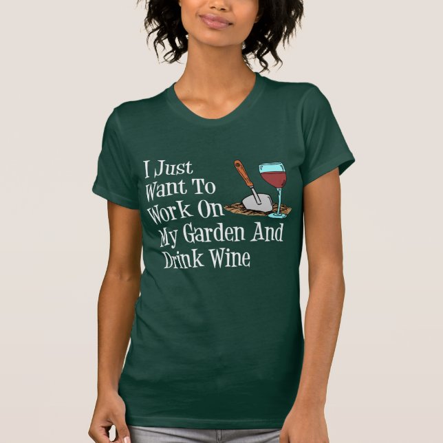 Camiseta Trabalho no vinho do jardim e da bebida (na (Frente)