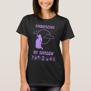 Camiseta Trabalho Sombra Fase Lunar Gato Místico e Espiritu
