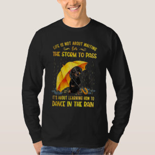 Camiseta Trata-se de aprender a dançar nos cães da chuva