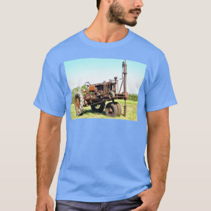 Camiseta Trator Farmall F-20 com um implemento Piper Speedi