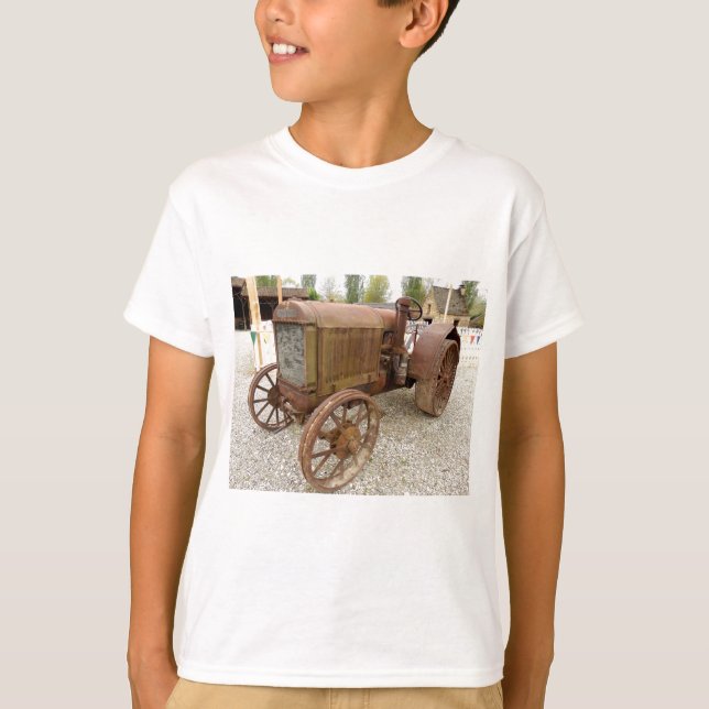 Camiseta Trator vintage enferrujado (Frente)