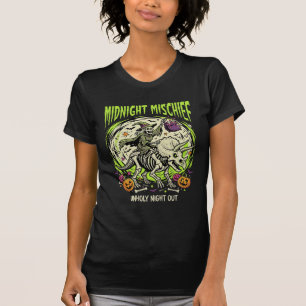 Camiseta Travessuras do Cavaleiro Ósseo de Halloween