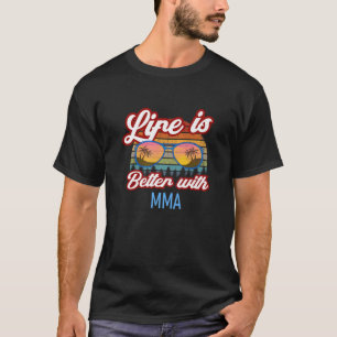 Camiseta Treinador do MMA Retro Slogan Sunset - A vida é me
