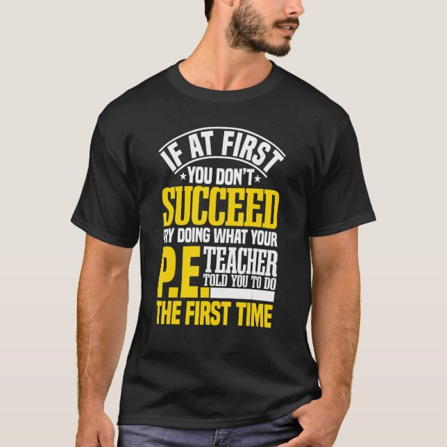 Camiseta Treinador em Educação em Educação Física para Prof (Frente)