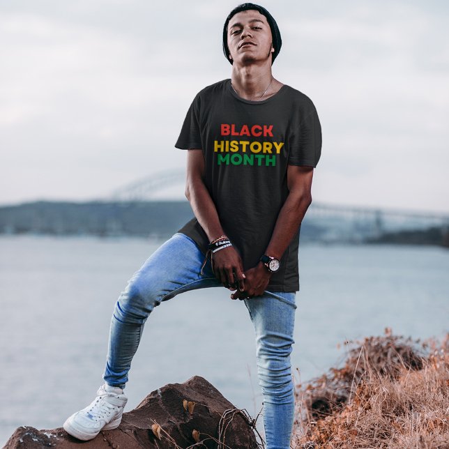 Camiseta Trendy Black History Month (Step into the month of celebration with shirts that go beyond trends. )