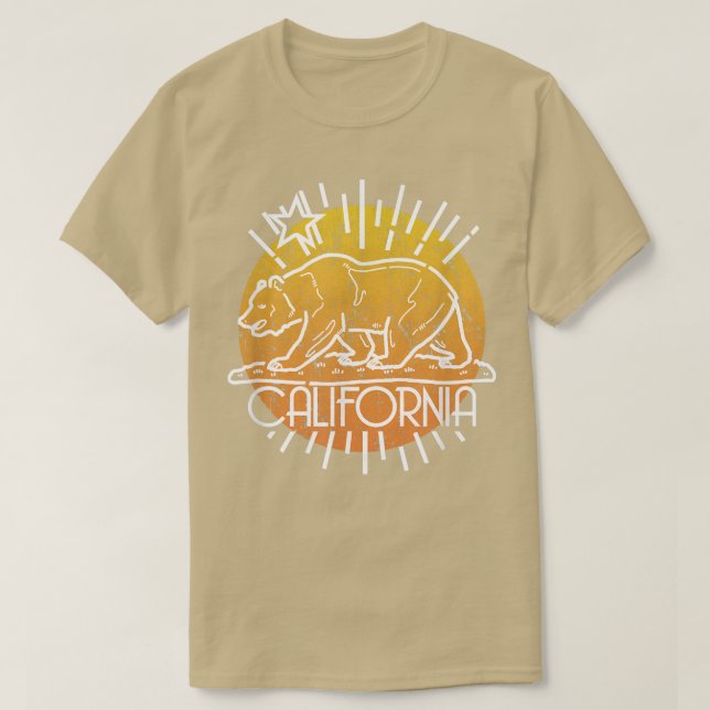 Camiseta Trendy California Bear Dawn Outline  (Frente do Design)