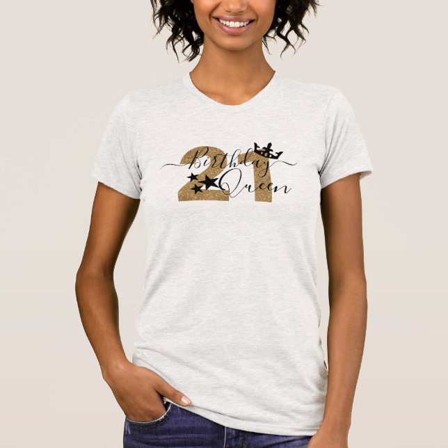 Camiseta Trendy Calliografia Dourada 21 Coroa Rainha de Ani (Frente)