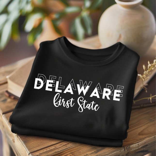 Camiseta Trendy Delaware Primeiro Estado T-Shirt (Criador carregado)