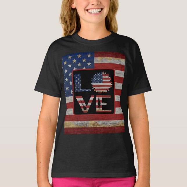 CAMISETA TRENDY LOVE AMERICAN FLAG DISTRESSOR USA FLAG (Frente)
