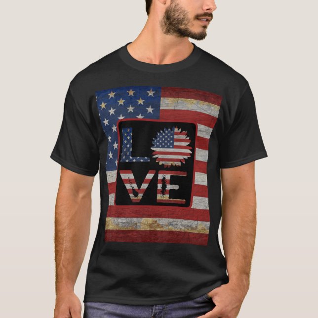 CAMISETA TRENDY LOVE AMERICAN FLAG DISTRESSOR USA FLAG (Frente)