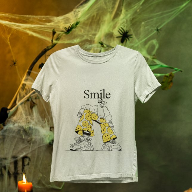 Camiseta Trendy Smile Face Streetwear T-Shirt (Criador carregado)