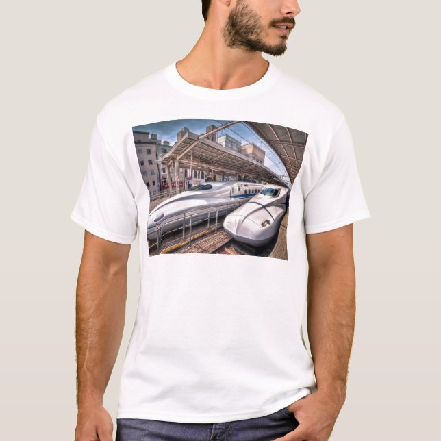 Camiseta Trens de bala japoneses na estação de Tokyo (Frente)