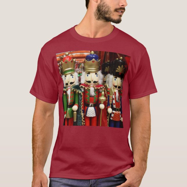 Camiseta Três bolachas sábias - Natal dos malucos (Frente)