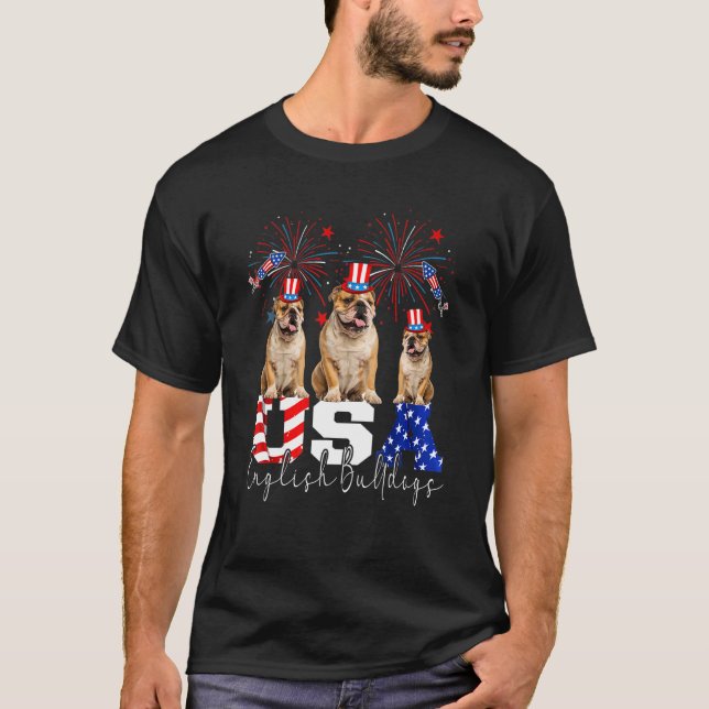 Camiseta Três Bull Terriers dos EUA Vestindo a bandeira ame (Frente)