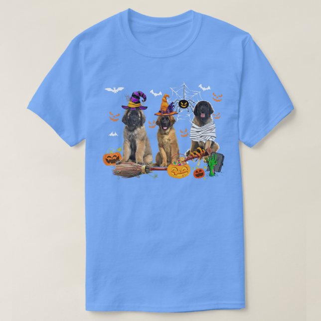 Camiseta Três Cachorros Leonberger Bruxa Múmia do Halloween (Frente do Design)