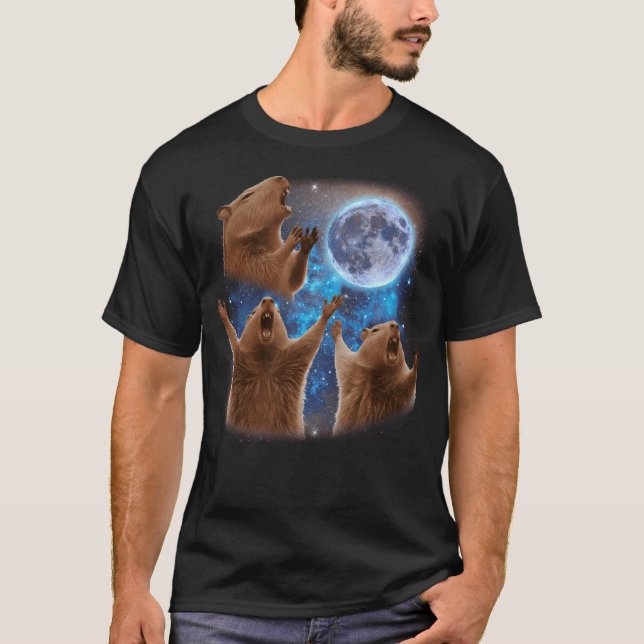 Camiseta Três Capybaras Uivando No Memória Estranho Da Lua (Frente)