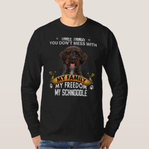 Camiseta Três coisas que você não desmente com o Cachorro S