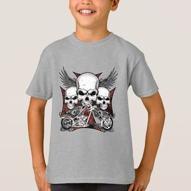 Camiseta Três crânios com o garoto de motocicleta vermelho  (Frente)
