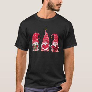 Camiseta Três Gnomos segurando Namorados Feliz do Coraçã