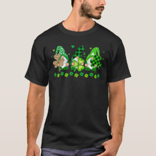 Camiseta Três Gnomos segurando Rua de Xadrez-leopardo Shamr