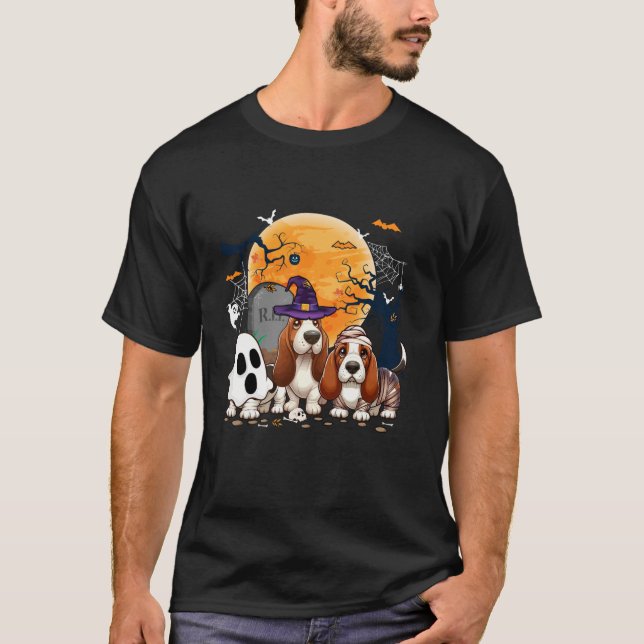 Camiseta Três Halloween Basset Hounds Cosplay Witch Ghost (Frente)