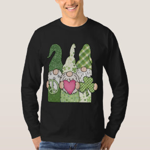 Camiseta Três Hippie Gnomos Dia de São Patrício Paz Amor Sh