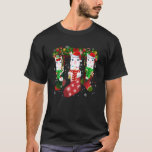 Camiseta Três Llama Em Sock Christmas Santa Hat<br><div class="desc">Três Llama No Chapéu De Papai Noel.</div>