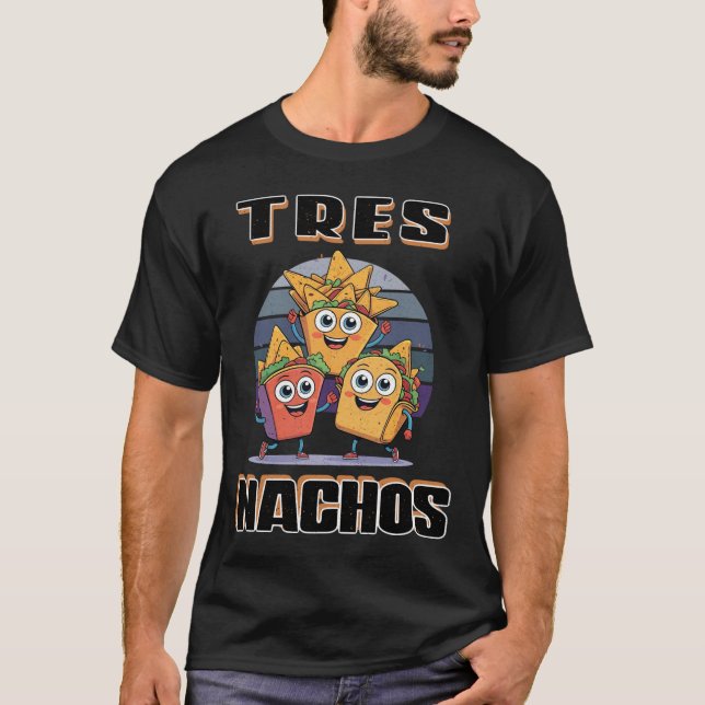 CAMISETA TRÊS NACHOS (Frente)